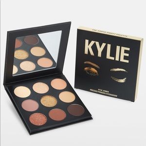 💖Kylie The Sorta Sweet Eyeshadow Palette